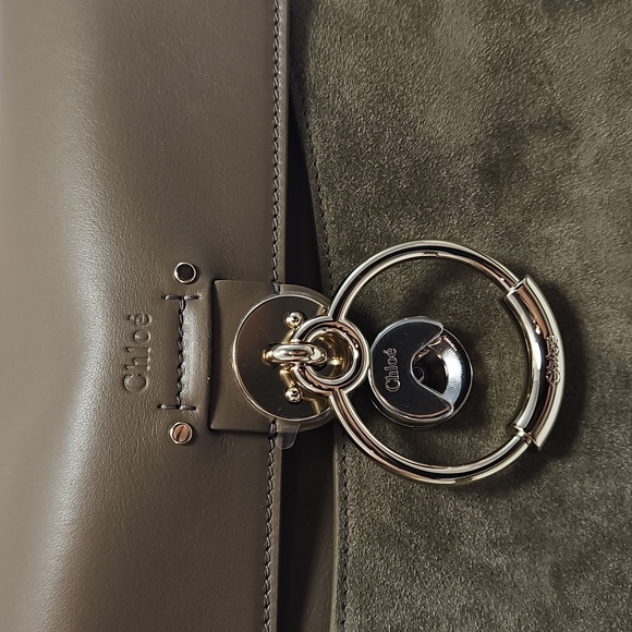 NEW $2250 Chloé Tess Suede & Leather Small Day Bag in Army Green - Picture 15 of 16